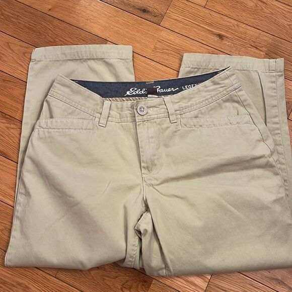 Eddie Bauer Legendwash Khaki Crops - Picture 1 of 7
